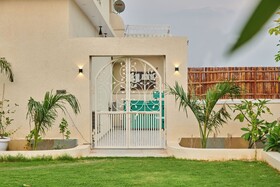 Free Birds Bungalow