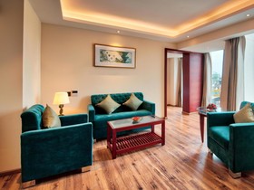 Golden Tulip Essential Jaipur