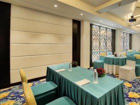 Golden Tulip Essential Jaipur