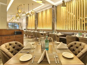 Golden Tulip Essential Jaipur