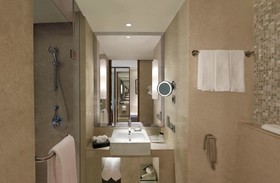 Holiday Inn Jaipur City Centre