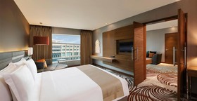 Holiday Inn Jaipur City Centre