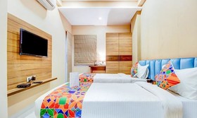 Hotel 7th Crossing by FabHotel