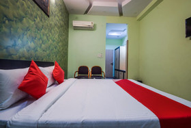 Hotel Aan Milan By OYO Rooms
