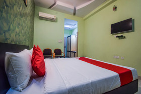 Hotel Aan Milan By OYO Rooms