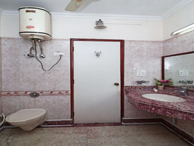 Hotel Bansiya Palace by OYO Rooms