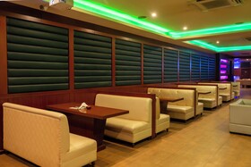 Hotel Cosmos Raj Plaza