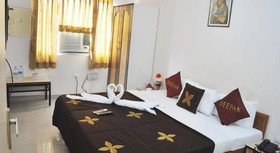 Hotel Deepak