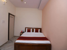Hotel Dhruv Restaurants & Bar