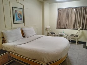 Hotel Dynasty by KeyMagics