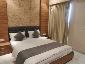 Hotel Ekana