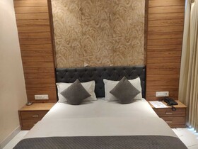 Hotel Ekana