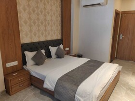 Hotel Ekana