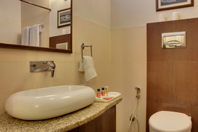 Hotel Four Boutique by OYO Rooms