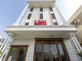 Hotel Four Boutique by OYO Rooms