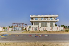 Hotel Gulmohar by OYO Rooms