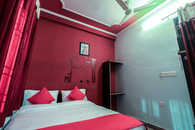 Hotel Hans By OYO Rooms