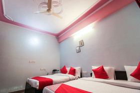 Hotel Hans By OYO Rooms