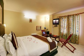 Hotel Jai Singh Palace