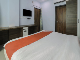 Hotel Jln By OYO Rooms