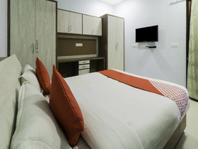 Hotel Jln By OYO Rooms