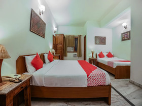 Hotel Luna Rosa By Oyo Rooms