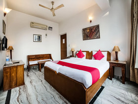 Hotel Luna Rosa By Oyo Rooms