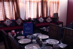 Hotel Mandela House by OYO Rooms