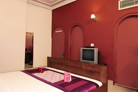 Hotel Mandela House by OYO Rooms