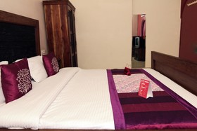 Hotel Mandela House by OYO Rooms