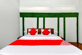 Hotel Moon Light by OYO Rooms