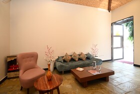 Hotel Navtara
