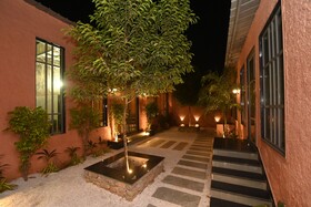 Hotel Navtara