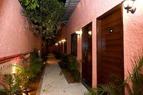 Hotel Navtara