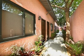 Hotel Navtara