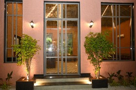 Hotel Navtara