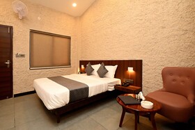 Hotel Navtara
