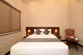 Hotel Navtara