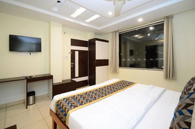 Hotel Rashika Palace