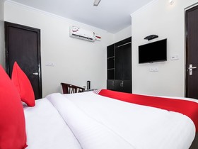 Hotel River Side By OYO Rooms