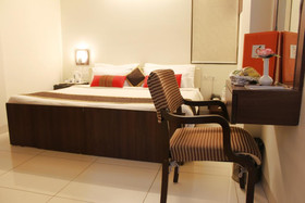 Hotel R K Palace