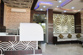 Hotel R K Palace