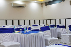 Hotel R K Palace