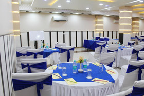 Hotel R K Palace