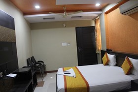 Hotel Sanjay Palace by OYO Rooms