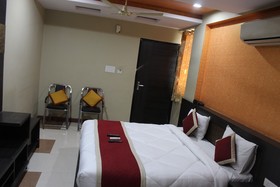 Hotel Sanjay Palace by OYO Rooms