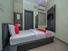Hotel Shree Kanji Palace by OYO Rooms