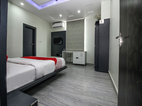 Hotel Shree Kanji Palace by OYO Rooms