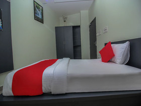 Hotel Shree Kanji Palace by OYO Rooms