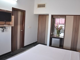 Hotel Siddharth Residency